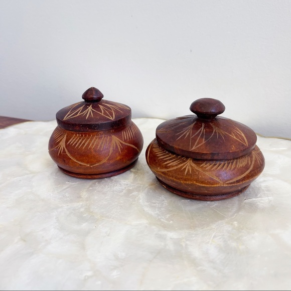 Vintage Hand Carved Small Wooden Bowls Lidded Boho Chic Hole Decor Vanity Decor - Picture 4 of 13